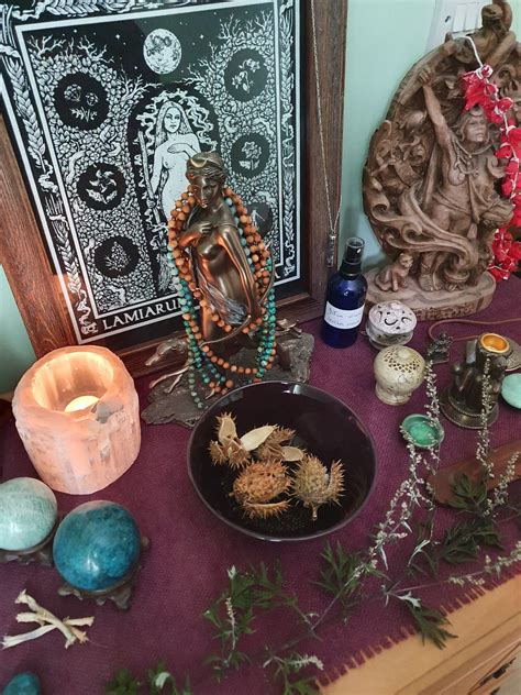 Sacred Spaces and Altars in Dianic Witchcraft